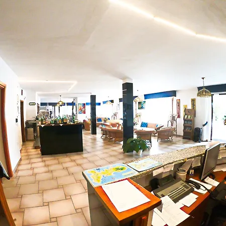 Santa Caterina 3* 마리나디캄포